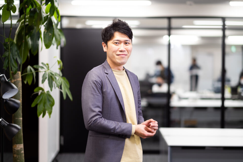 プロフィール