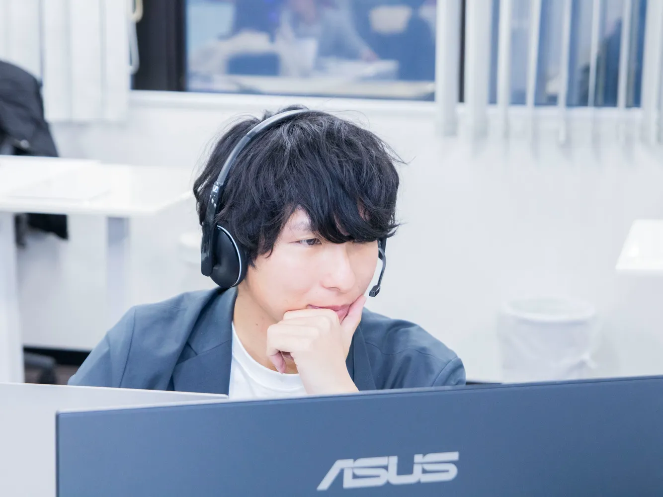 オフィスや在宅ですべてが完結